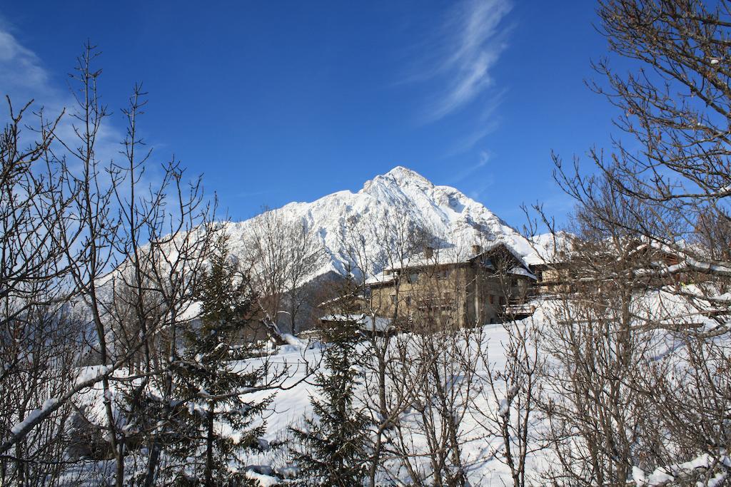 Agriturismo Barba Gust Cesana Torinese Exterior photo
