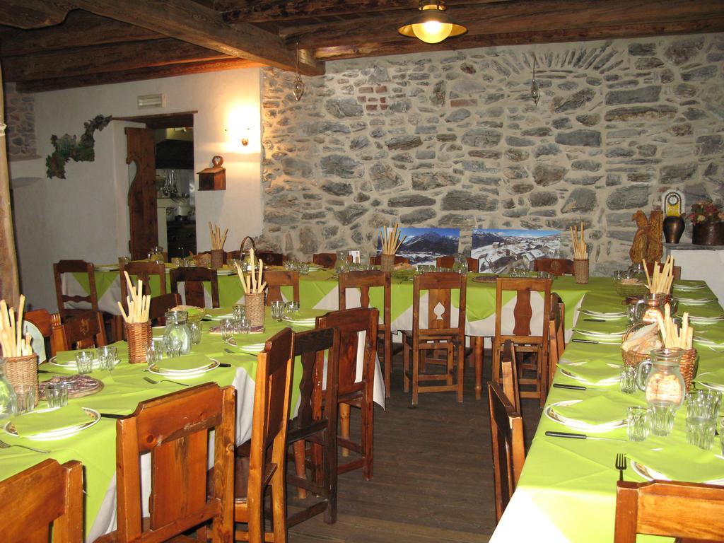 Agriturismo Barba Gust Cesana Torinese Exterior photo