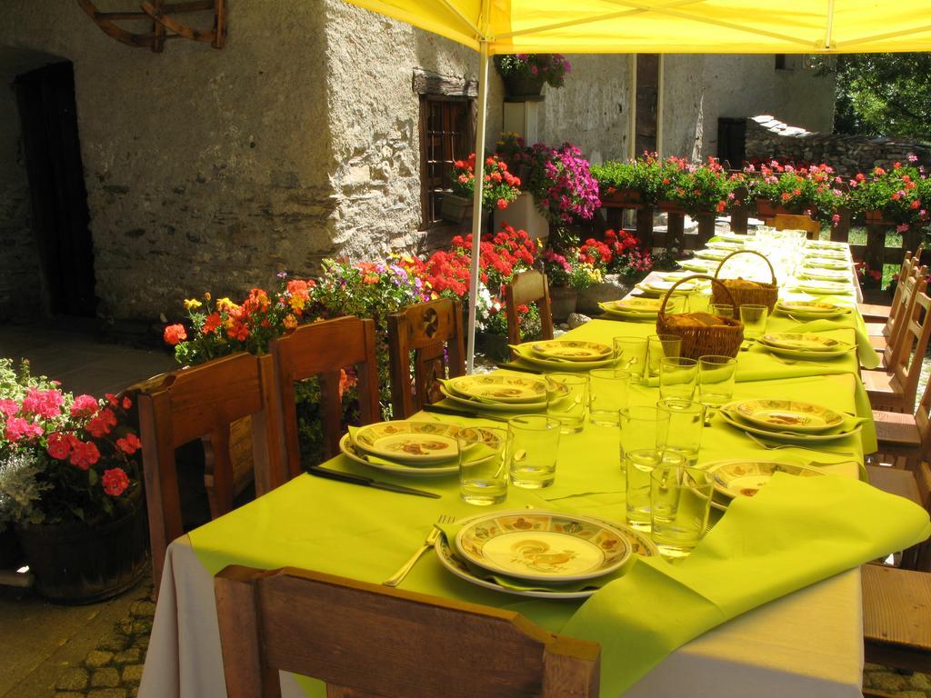 Agriturismo Barba Gust Cesana Torinese Exterior photo