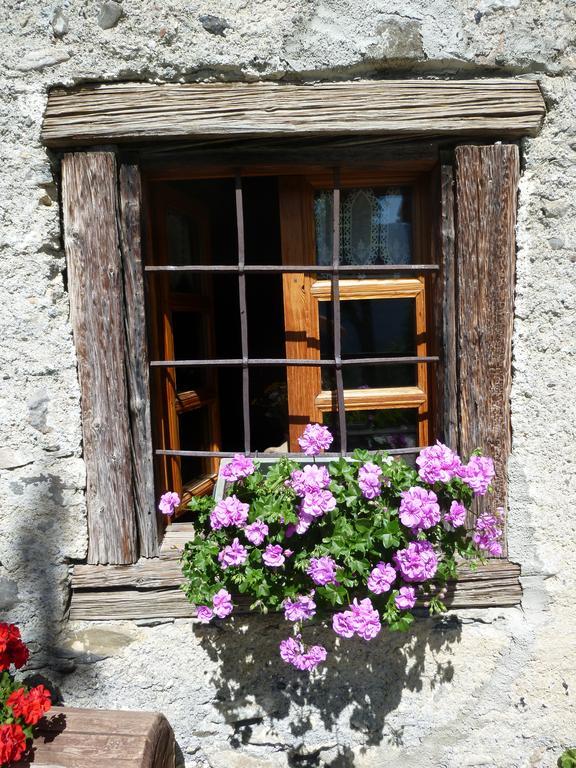 Agriturismo Barba Gust Cesana Torinese Exterior photo