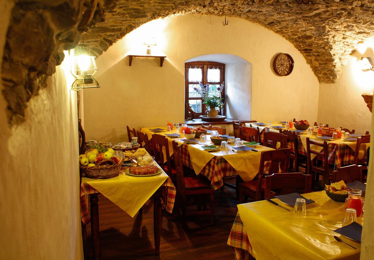 Agriturismo Barba Gust Cesana Torinese Exterior photo